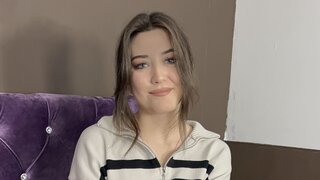 StefaniaStales