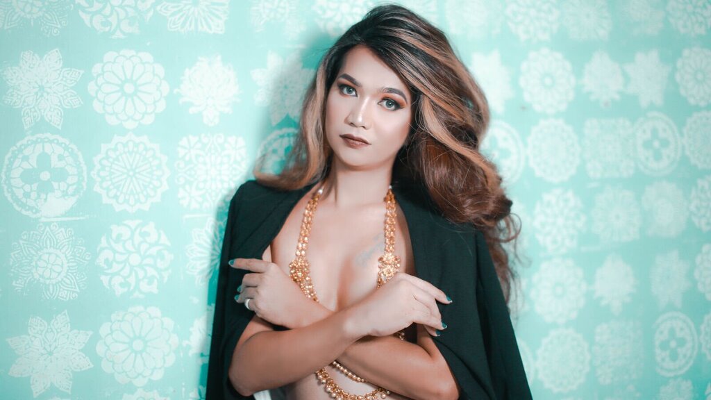 JhenIbanez