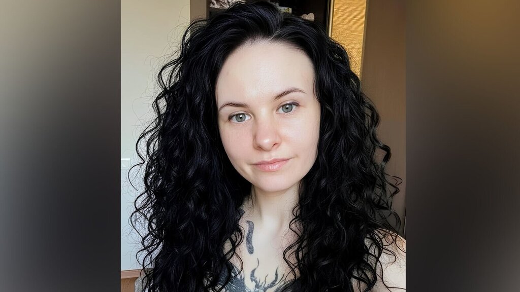 LolaMegan