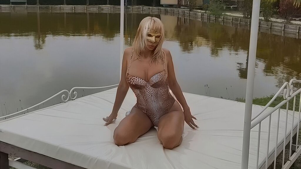 AdaDea