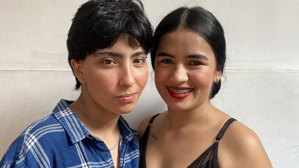 MiaAndStacy